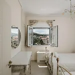 Nereides Luxury
