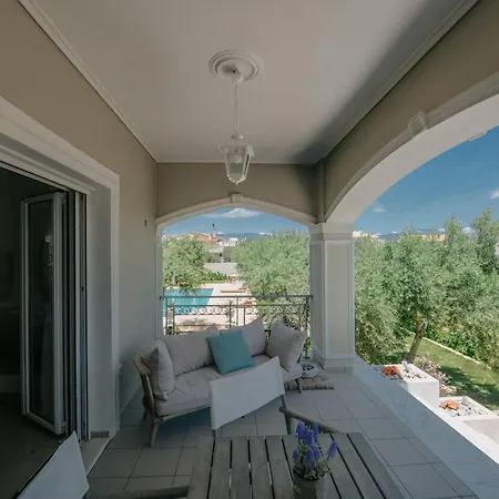 Villa Nereides Luxury Kato Almiri