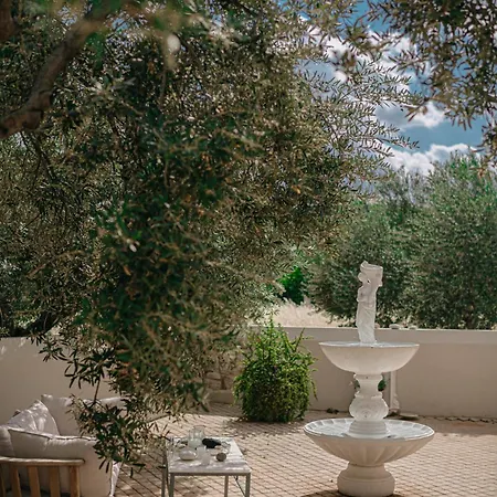 Nereides Luxury * Kato Almirí