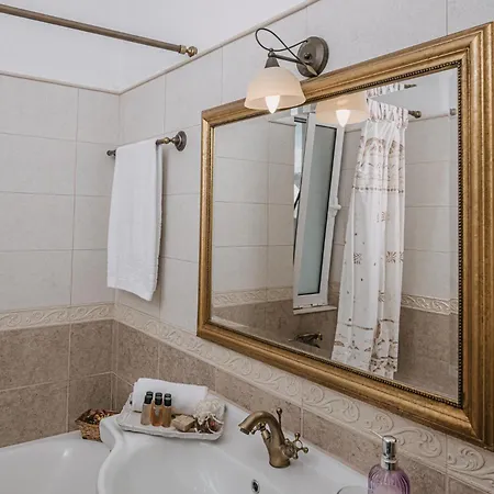 Nereides Luxury Villa *