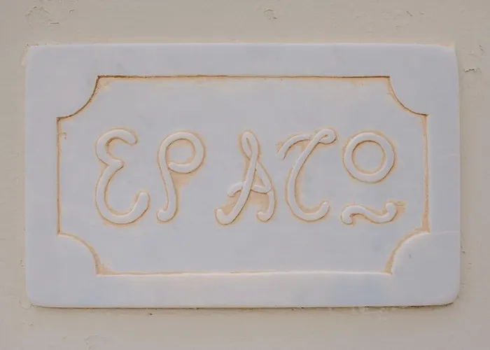 Nereides Luxury Villa *