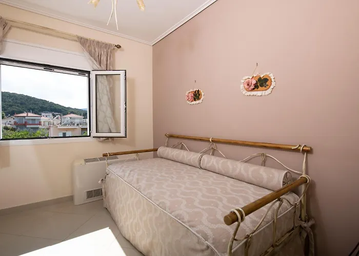 Nereides Luxury Kato Almiri