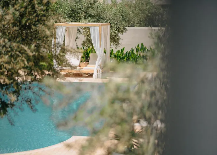 Nereides Luxury Villa *