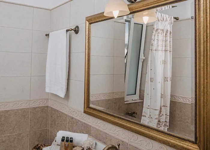 Nereides Luxury Villa *